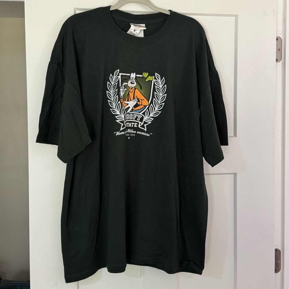 Vintage Walt Disney World Dark Green Goofy T Shirt